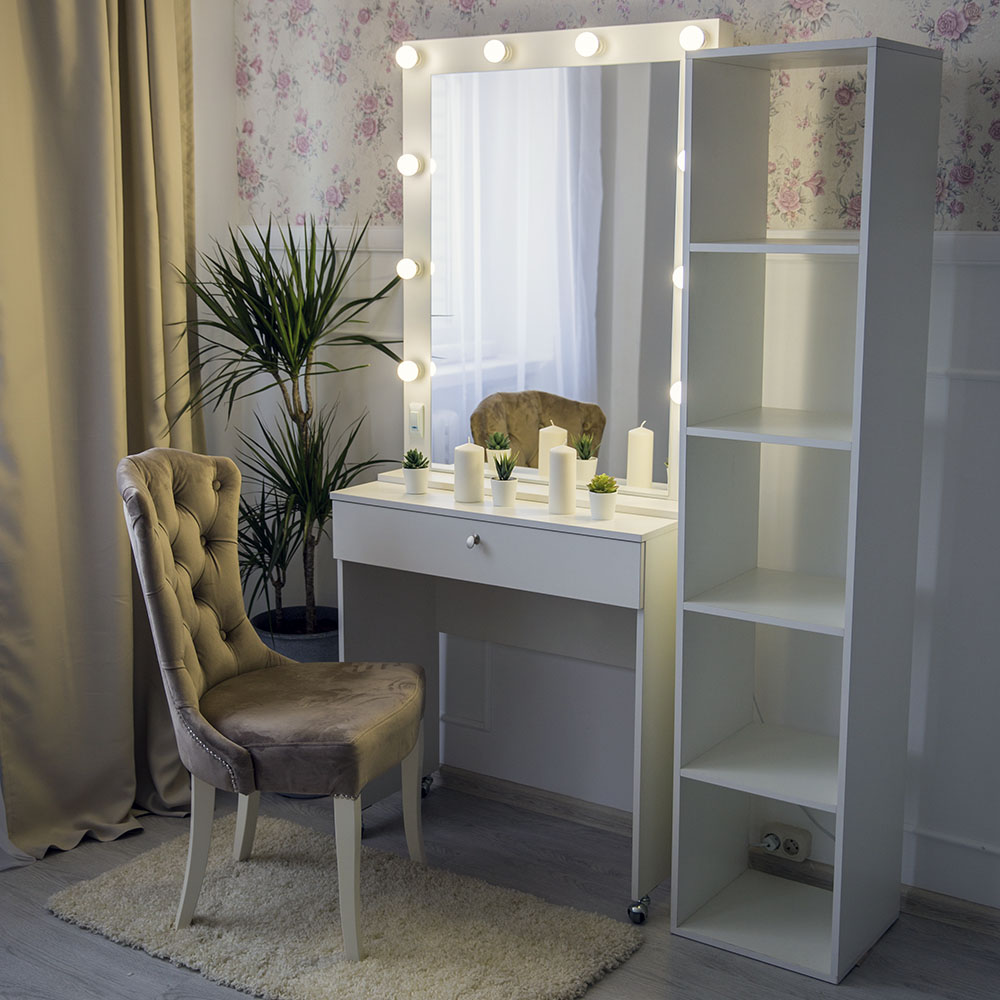 Grimernye-stoliki-dlja-vizhazhista-s-podsvetkoj_0033_L59A9412