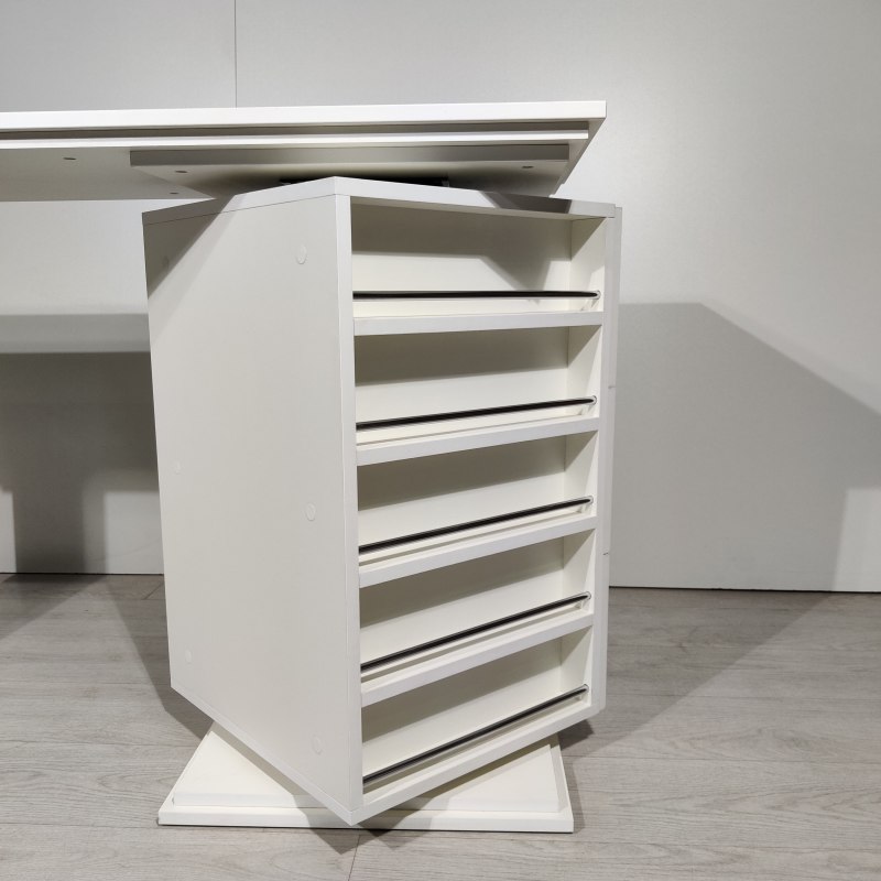 manicure-table-perfect-9